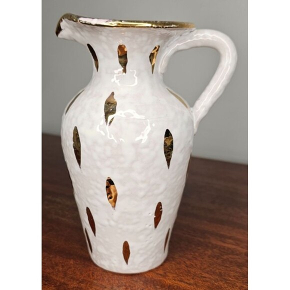 Unmarked Other - Beautiful White & Gold Handled Pottery Jug Pitcher Made in Italy 7"T x 4"W